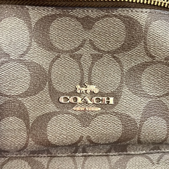 Coach purple and tan backpack - Picture 5 of 5